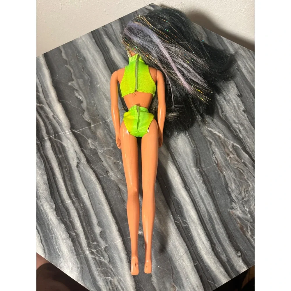Vintage 1986 Mattel Barbie Doll Black Tinsel Hair Neon Green Gold Crop‎ Top 80s